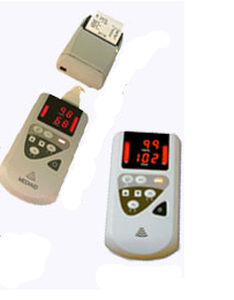 Pulsossimetro palmare - 34 - Mediaid Inc. - medico / a batteria / USB