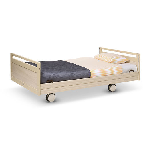 Letto per cure domiciliari - ScanAfia XL  - Lojer - elettrico / ad altezza regolabile / a 4 sezioni