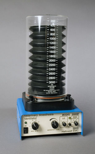Ventilatore per anestesia - 000A0088 - Hallowell EMC - veterinario / elettropneumatico