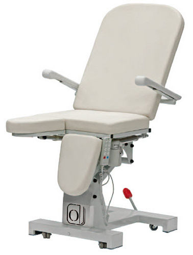 Poltrona per visita podologica - SP.4000E - Orla Equipamientos Clínicos - elettrica / ad altezza regolabile / 3 sezioni