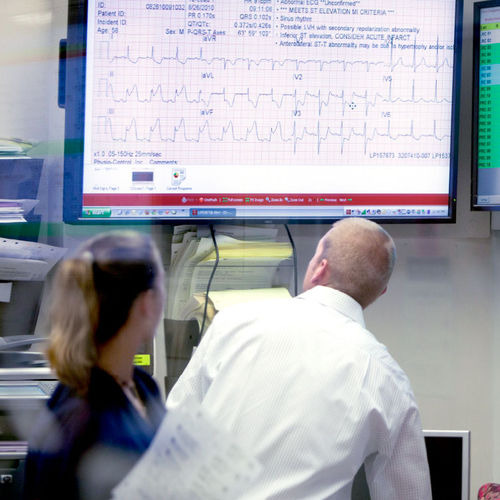 Sistema di gestione e analisi per telemedicina - LIFENET - Stryker Emergency Care - dati del paziente / dell'informazione / cartelle cliniche