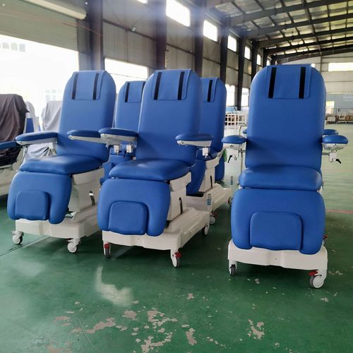 Poltrona per prelievo di sangue elettrica - Nanning Passion Medical Equipment - a 3 sezioni / con rotelle / con poggiapiedi