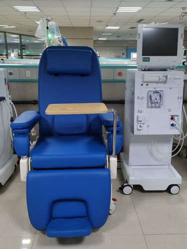 Poltrona per emodialisi elettrica - PY-YD-310 - Nanning Passion Medical Equipment - a 3 sezioni / per chemioterapia / con rotelle