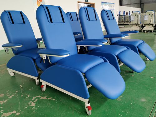 Poltrona per emodialisi elettrica - PY-YD-810 - Nanning Passion Medical Equipment - a 3 sezioni / per chemioterapia / con rotelle