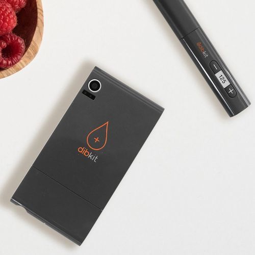 Pompa di insulina con glucometro continuo - dibkit - IA Collaborative - con connessione wireless