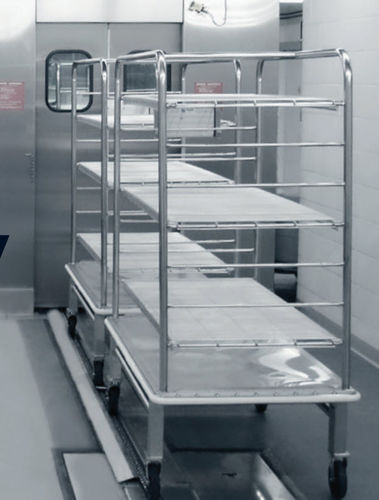 Carrello per chirurgia - Indexing Tow - Spire Integrated Solutions - per apparecchio / per trattamenti / di pulizia