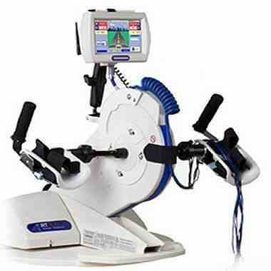 Pedalatore per esercizi braccia - RT300-SA - Restorative Therapies - in posizione seduta
