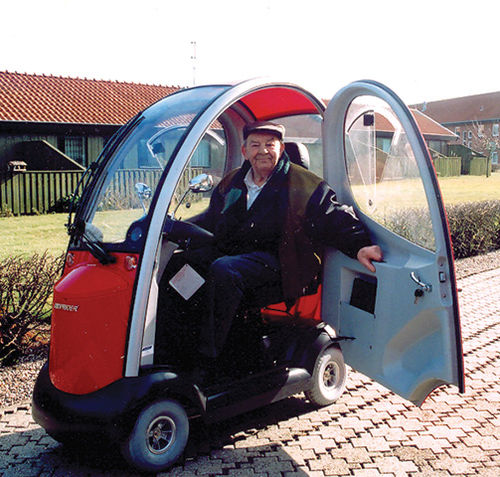 Scooter per disabili elettrico - GC10 - Graf-Carello - a 4 ruote / con cabina
