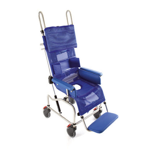 Sedia da doccia con schienale alto - 900/P/2 - Care & Independence - con braccioli / con poggiapiedi / con apertura igienica