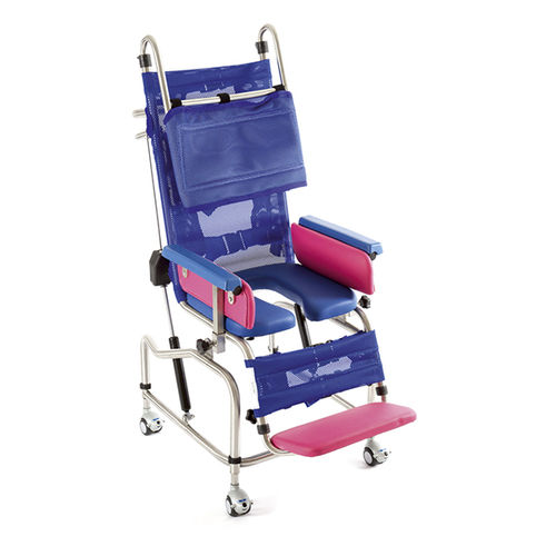 Sedia da doccia con schienale alto - 981/IN - Care & Independence - con braccioli / mobile / con poggiapiedi