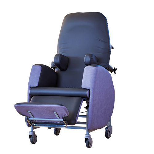 Poltrona da riposo inclinabile - Florien II - Direct Healthcare Group - geriatrica / con poggiagambe / con rotelle