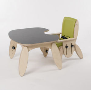 Tavolo da lavoro - Juni - G and S Smirthwaite Ltd.  - pediatrico / pieghevole