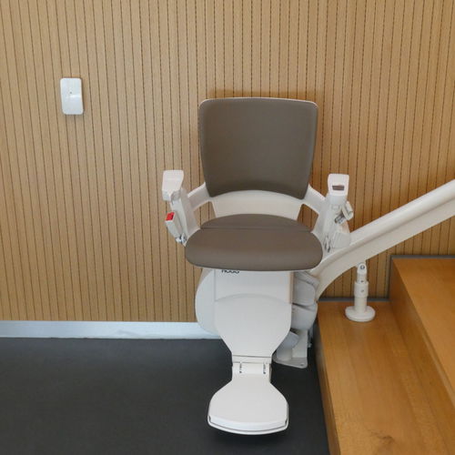 Montascale per scale curve - Mono Smart - Högg Liftsysteme - par paziente umano