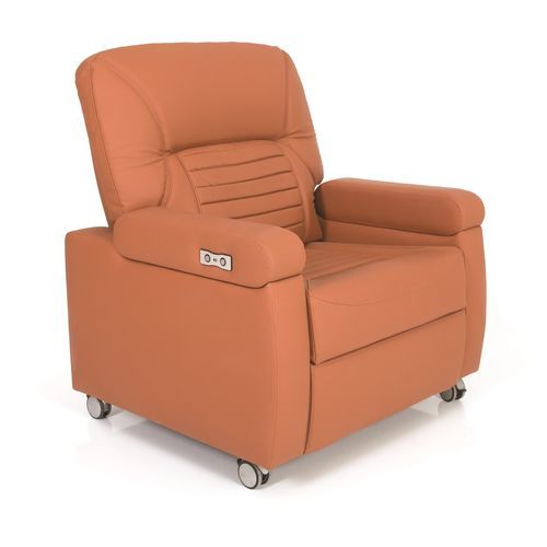 Poltrona per chemioterapia elettrica - P-KL-007 - PROMEK - a 2 sezioni / a rotelle / con schienale regolabile
