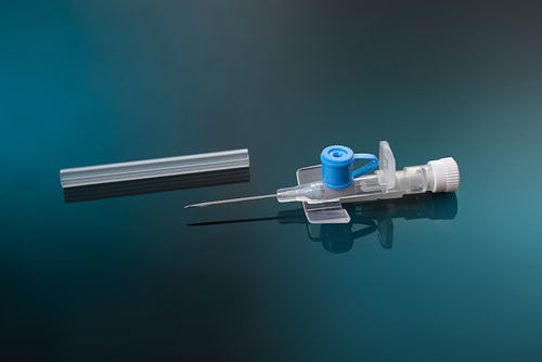 Ago per iniezione endovenosa - Farcocathe I.V. Cannula - Farcomake - con alette / sterile / di sucurezza