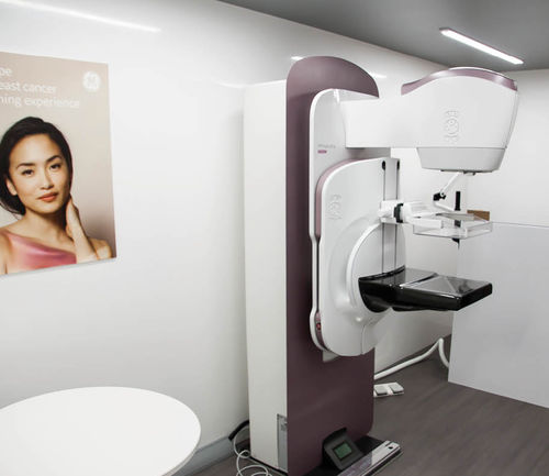 Ambulatorio mobile di radiologia per mammografia - toutenkamion