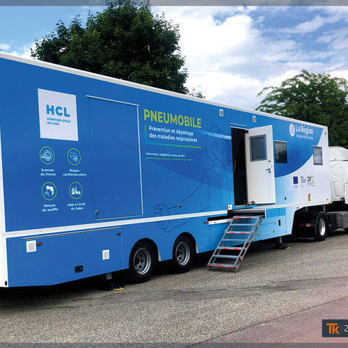 Ambulatorio mobile di radiologia per scanner a raggi X - toutenkamion
