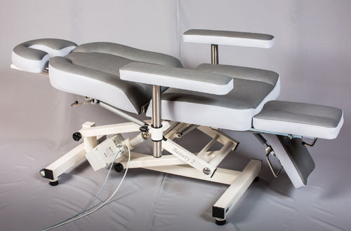 Lettino da visita per cure di bellezza - 30802 - Fysiotech - pneumatico / a 3 sezioni