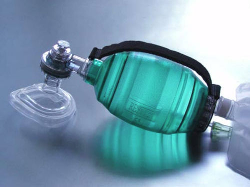 Rianimatore manuale pediatrico - 4010 - BLS Systems Limited - con valvole di sovrapressione e PEEP / con maschera