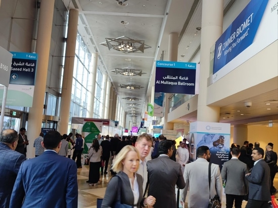 Arab Health 2023, ecco OptoMedic tra la folla!