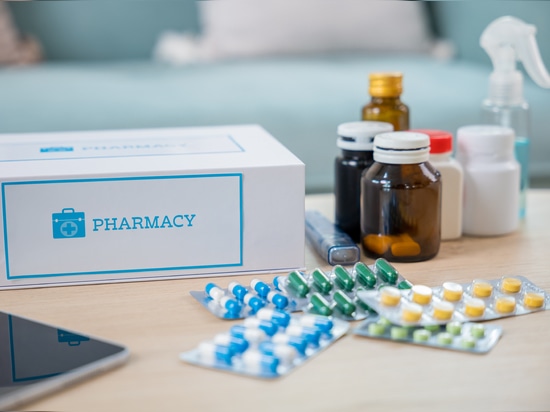ELENCO DELLE ATTREZZATURE ESSENZIALI PER LA FARMACIA OSPEDALIERA