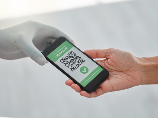 5 vantaggi principali dell'utilizzo delle carte assicurative digitali per le vostre esigenze sanitarie