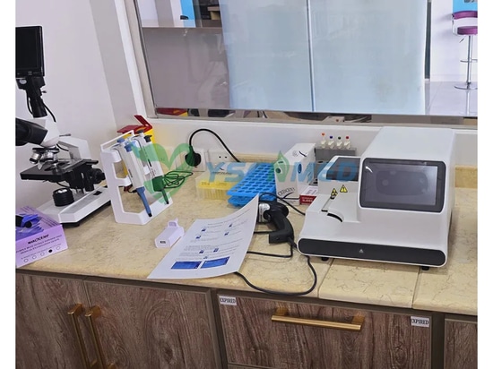 Il veterinario dell'Arabia Saudita è soddisfatto dei risultati accurati dell'analizzatore di urine veterinario YSU-300V