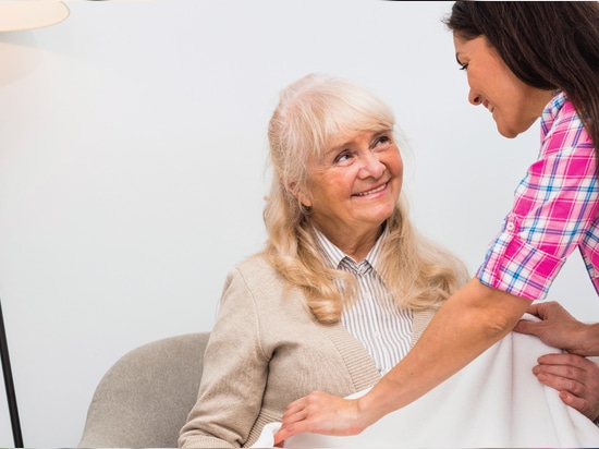 Caregiver informali: Gli eroi silenziosi dell'assistenza domiciliare