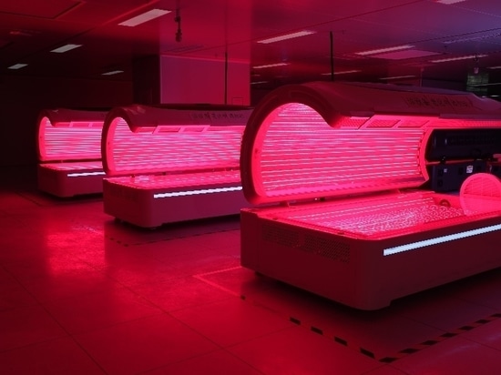 Vi invitiamo a visitare la fabbrica del letto terapeutico a luce rossa magiquehuaer