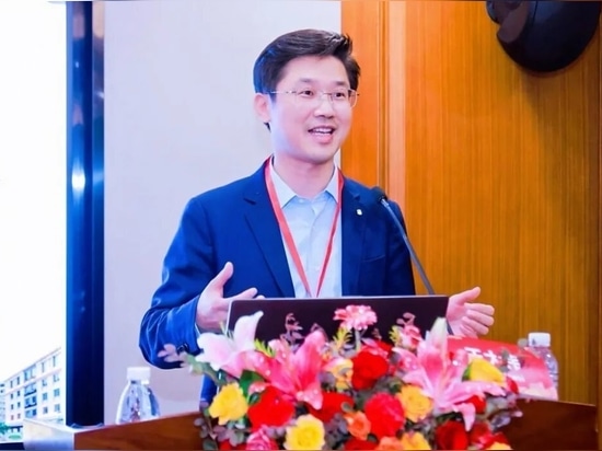 Il professor Shao conclude la conferenza