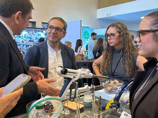 Microcure al 25° Congresso Nazionale di Chirurgia: Approfondire le partnership spagnole e definire l'innovazione futura