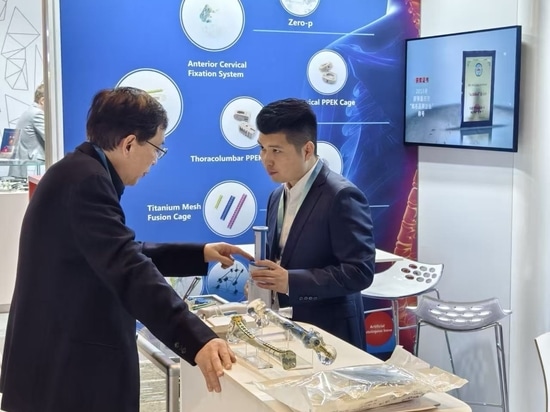Forwards Medical presenta un portafoglio innovativo a EuroSpine 2025