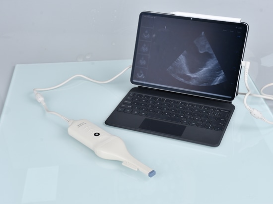 NPUS-01: Il dispositivo a ultrasuoni portatile progettato per la neurochirurgia