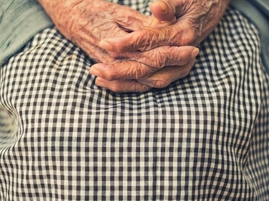 Innovazione tecnologica: Trasformare l'assistenza agli anziani nelle aree rurali